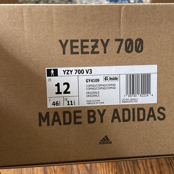 Yeezy 700